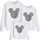 Повседневная Уличная одежда с изображением Микки из мультфильма Disney, Свитшот унисекс, платье для мамы и дочки, простые худи с изысканным анимационным принтом, пуловер