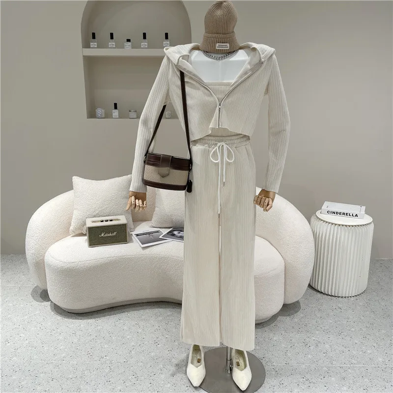 

Three Piece Suit Women's Spring Summer 2021 Niche Design Fashion Velvet Hooded Cardigan Coat + Chest Wrapping + Wide Leg Pants