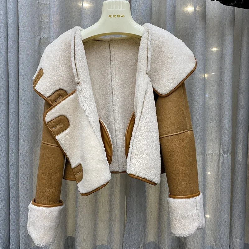 

SHZQ Winter Women's Jacket Leather Sheepskin and Sheep Fur Coats Thicken Outwear with Hoody Casaco Feminino Female Genuine Fur C