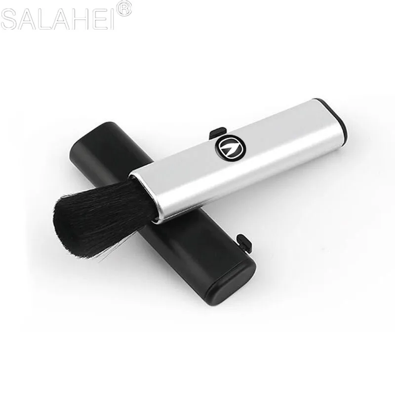 Выдвижная щетка для чистки интерьера автомобиля многофункциональная от пыли