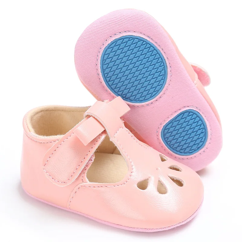 

0-18MSoft rubber bottom Newborn baby moccasins PU leather fashion Hollowed flowers toddler baby girl shoes For Party