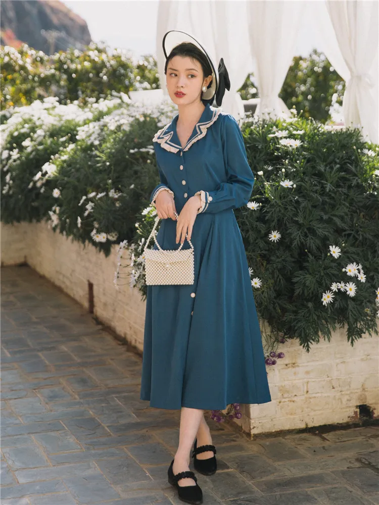 

Женские платья МАЗ