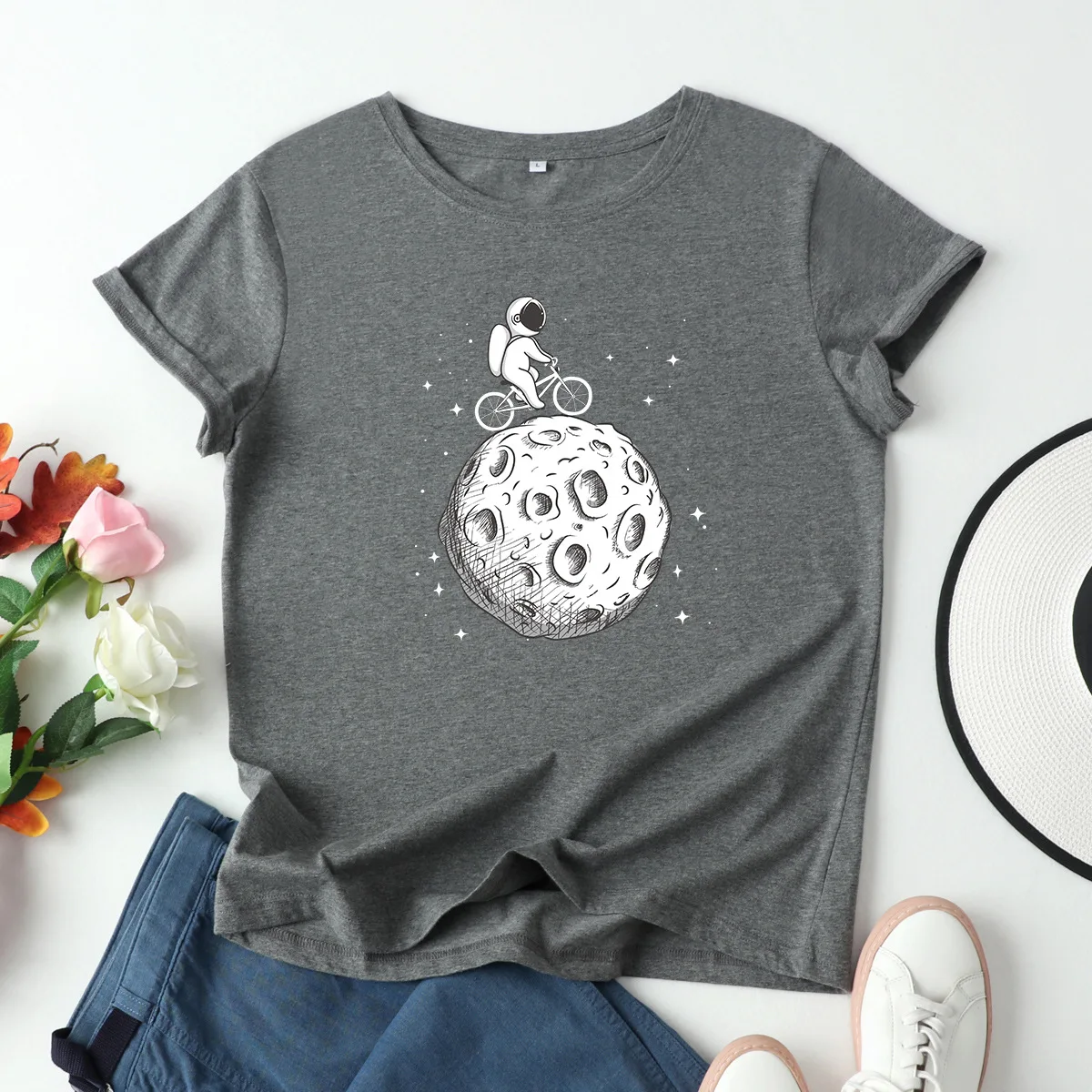 

JFUNCY Women Clothes Oversize Women's T-shirt Summer Cotton Tops Astronaut Moon Print Casual T Shirt Female Harajuku Graphic Tee