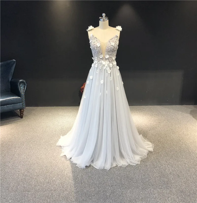 

Женское вечернее платье без рукавов, серое ТРАПЕЦИЕВИДНОЕ ПЛАТЬЕ С Глубоким V-образным вырезом, расширяющееся книзу, для торжественных случ...