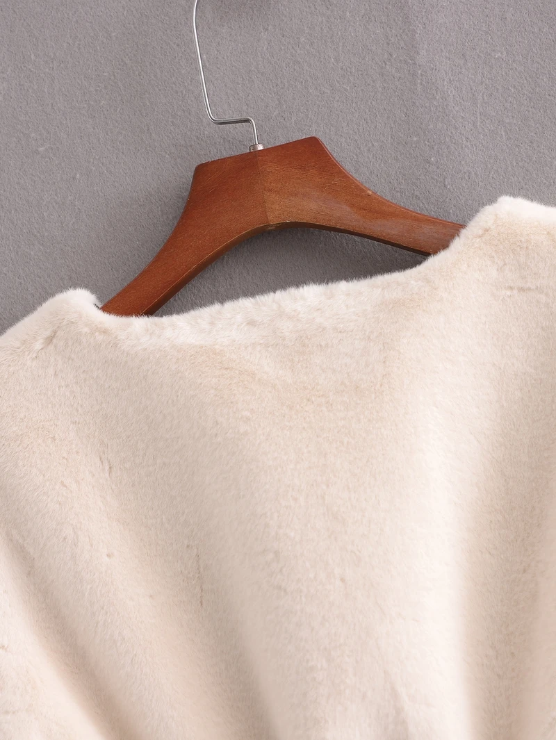 

Women Faux Fur Vest Winter 2020 New Fashion Sleeveless Black Tied Belt Top Modern Lady White Outerwear