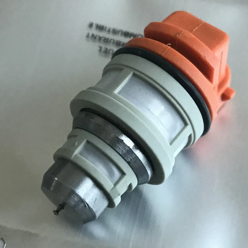 

4Pcs/Lot Fuel Injector Nozzle for Fiat Punto Lancia Y 1.0 1.1 1.2 IWM52300 FJ1071312B1 75112523 50100302 9945561 9946967