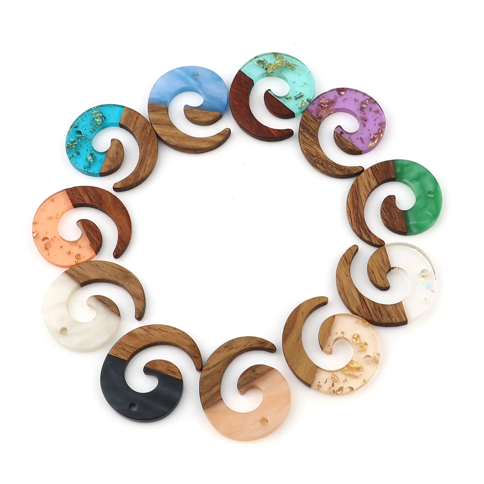 

3PCs/Set Vintage Resin Wood Pendant Swirl/Spray Series Charm Fashion Elegant Retro Jewelry Necklace Accessories Gift 28x24mm