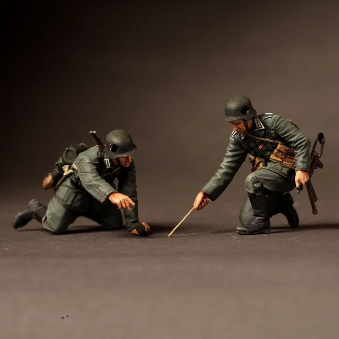 

1/35 Resin Model Figure GK ， Unassembled and unpainted kit