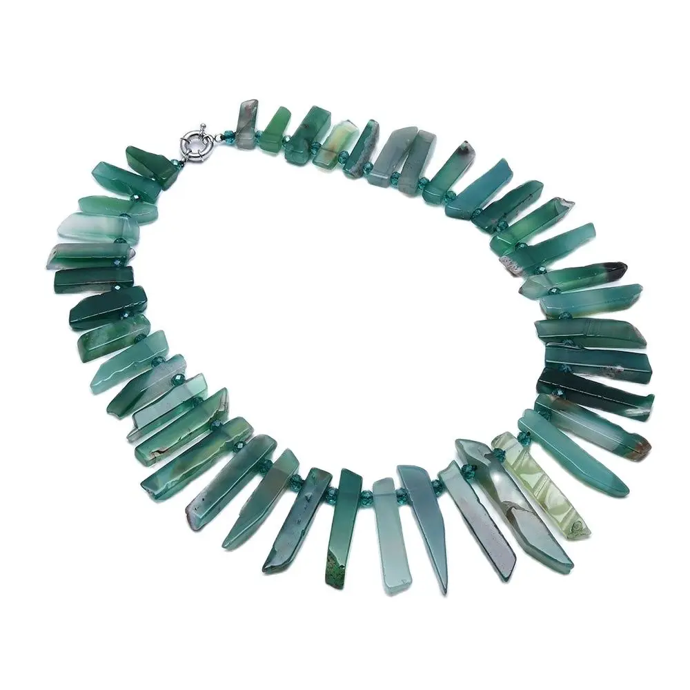 

Женское ювелирное изделие из натурального зелёного Агата