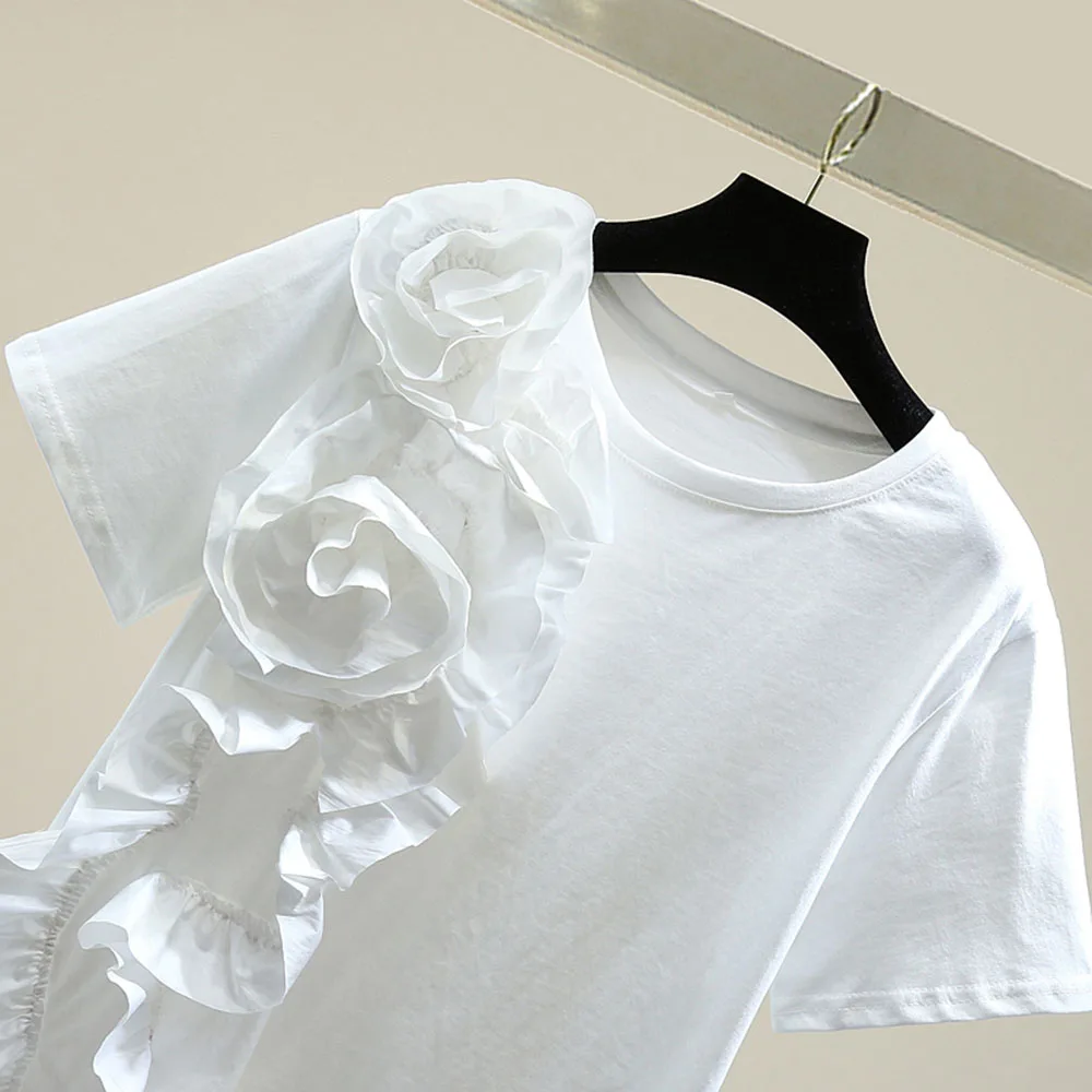 Женская футболка с трехмерными цветами летняя свободная черная в японском стиле