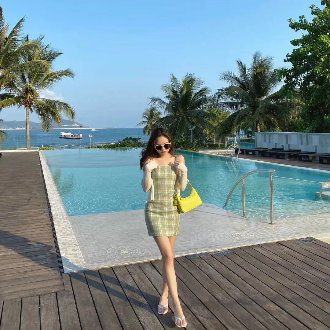 

Dress women's 2021 new summer fashion suspender skirt temperament lattice skirt high waist A-line skirt slim skirt