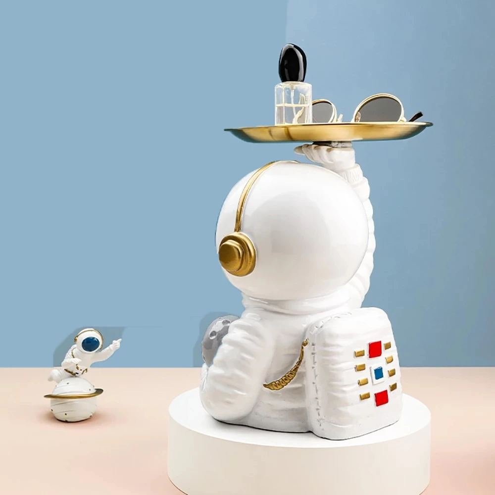

Astronaut Resin Spacemen Sculpture Snack Fruit Makeup Storage Box Tray Holder Home Decoration Statue Living Room Decor Figurine