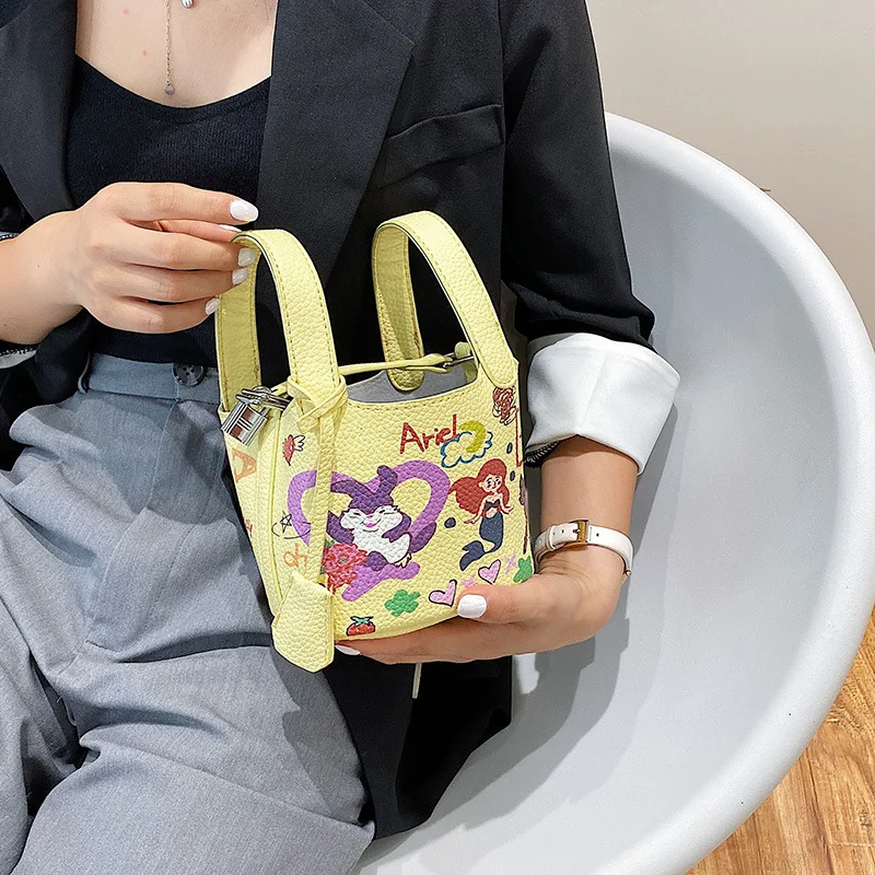 

Disney hot style cartoon fashion mini women's shoulder messenger handbag