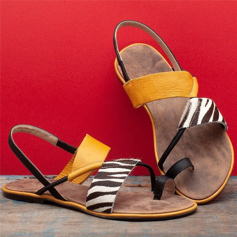 

2020 summer new large size flat bottom shallow sandals women comfortable wild round head cover foot clip toe sandals X213