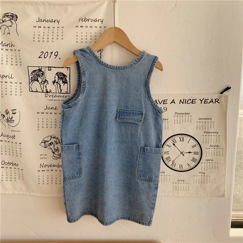 Весенне-осеннее модное однобортное джинсовое платье без рукавов для девочек 2020