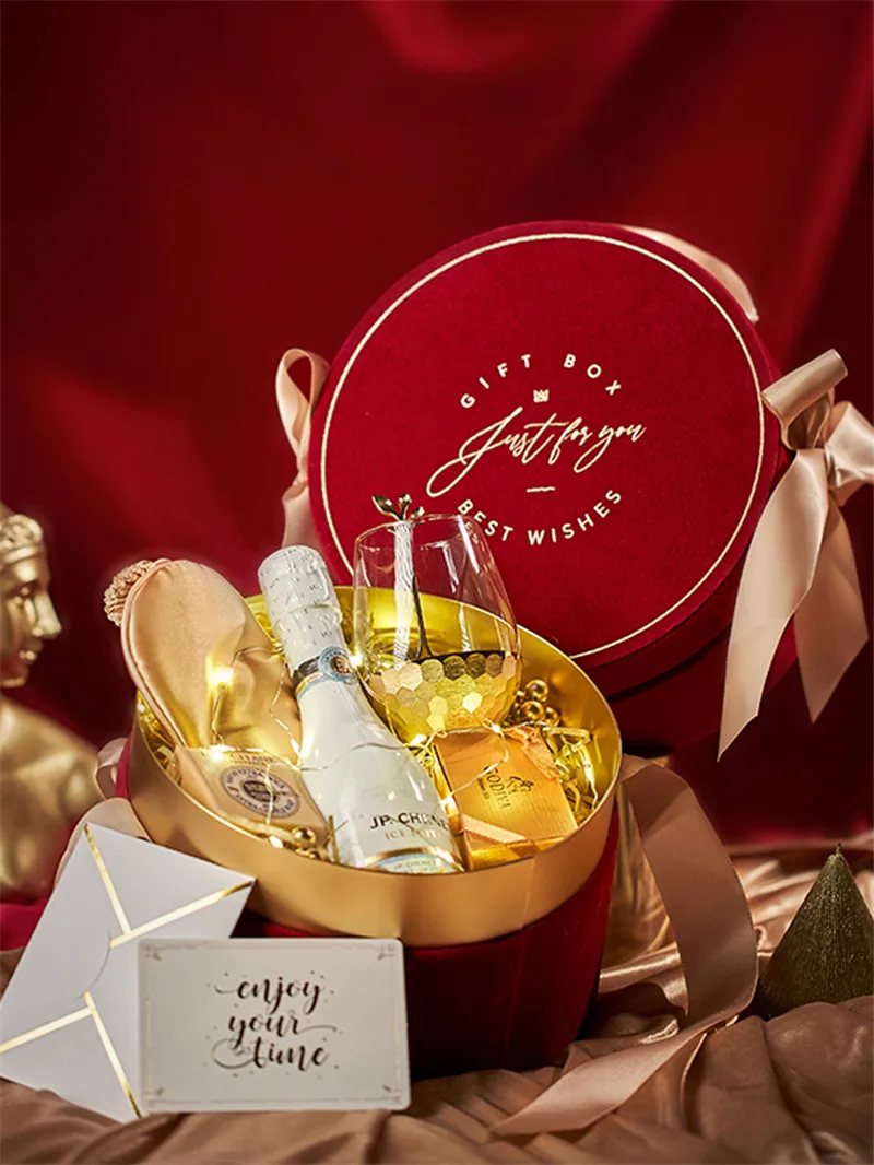 Красный круглый свадебный подарок с ручкой креативный подружки невесты на день