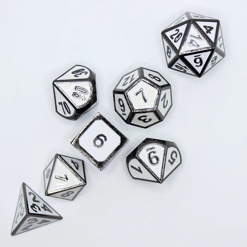 Набор кубиков dnd из металлического сплава набор rpg многогранные однотонные