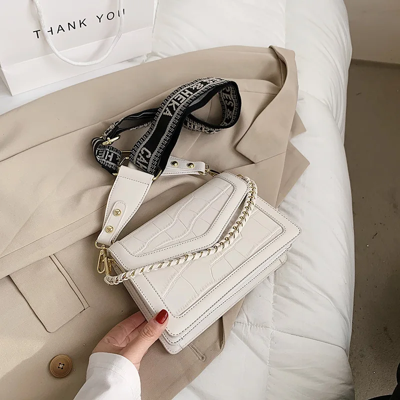 

Fashion Womens Handbags Design Women's Messenger 2021 New Fashionable Square Versatile Chain Bag Purses