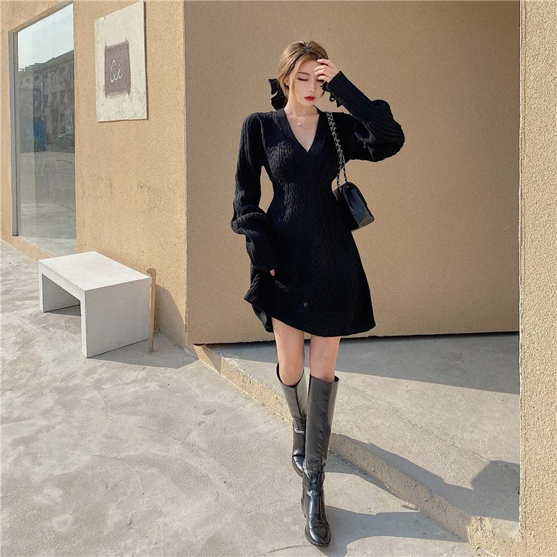 

JXMYY 2020 autumn and winter new first love wind first snow knit V-neck long-sleeved dress with a bottom skirt female T:1218