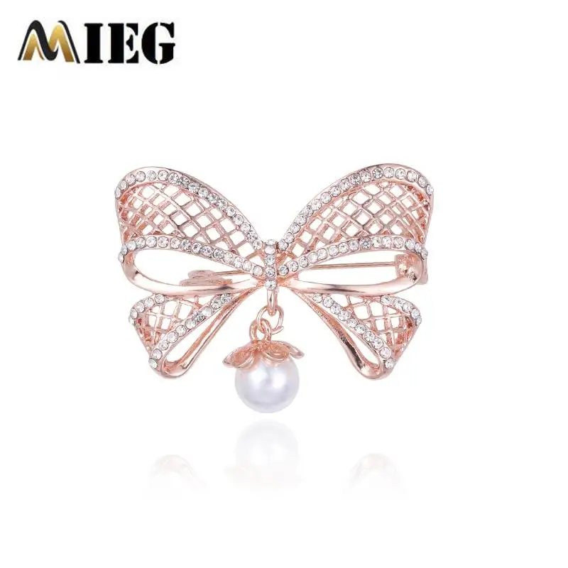 Металлическая брошь с бантом MIEG цвета розового золота имитацией жемчуга|Броши| |