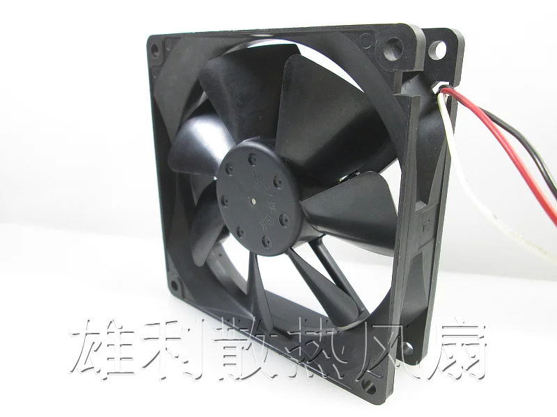 

NEW 3610KL-04W-B29 12V 0.12A 9CM 9025 3wire Motor protection cooling