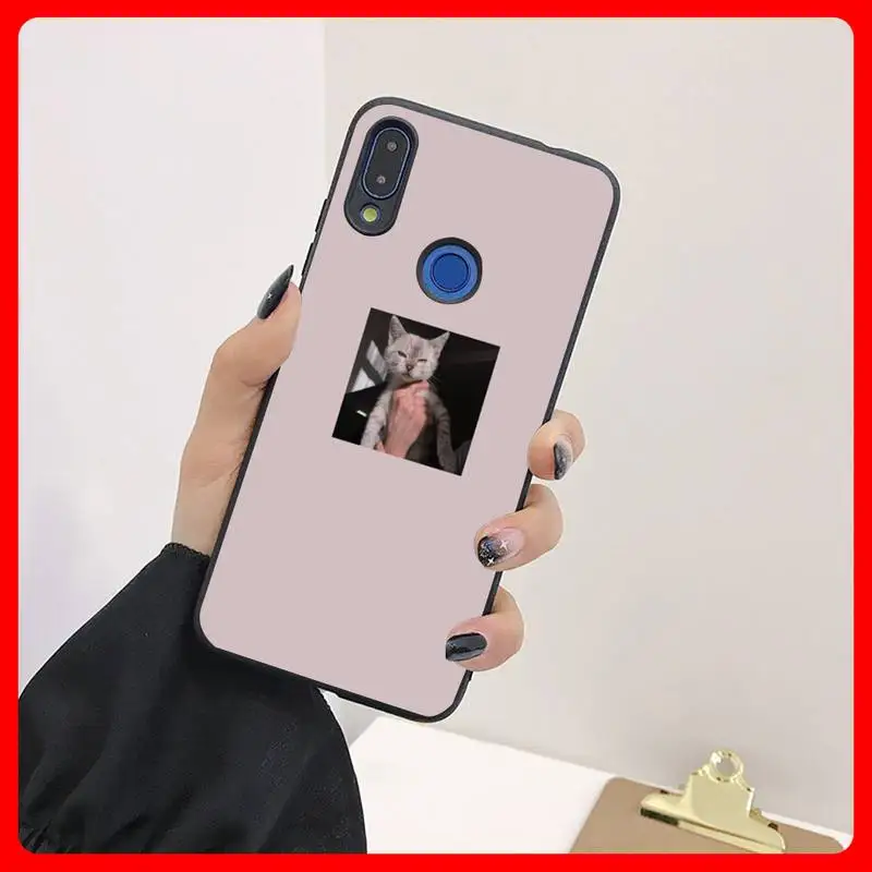 

Little Cat facial Looks Phone Case For Huawei P9 P1 P2 P3 P4 Lite Pro Smart 216 217 219 22 Fundas Cover
