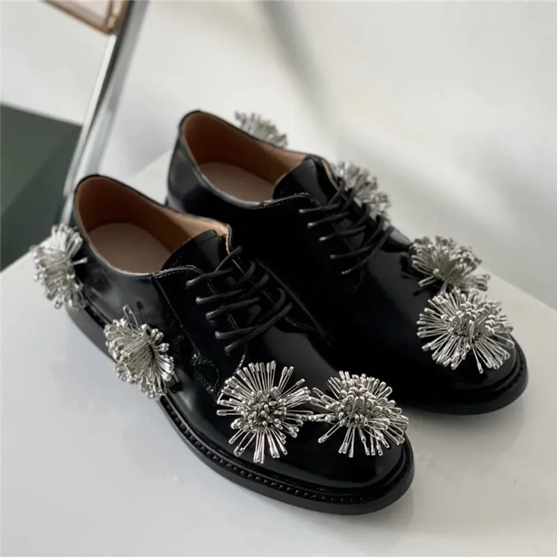 

Women Pin Flower Leather Shoes Women's Pointed Toe Firework Deby Slip On Dress Shoes Japanese Style Japan Lolita Mona Shoes