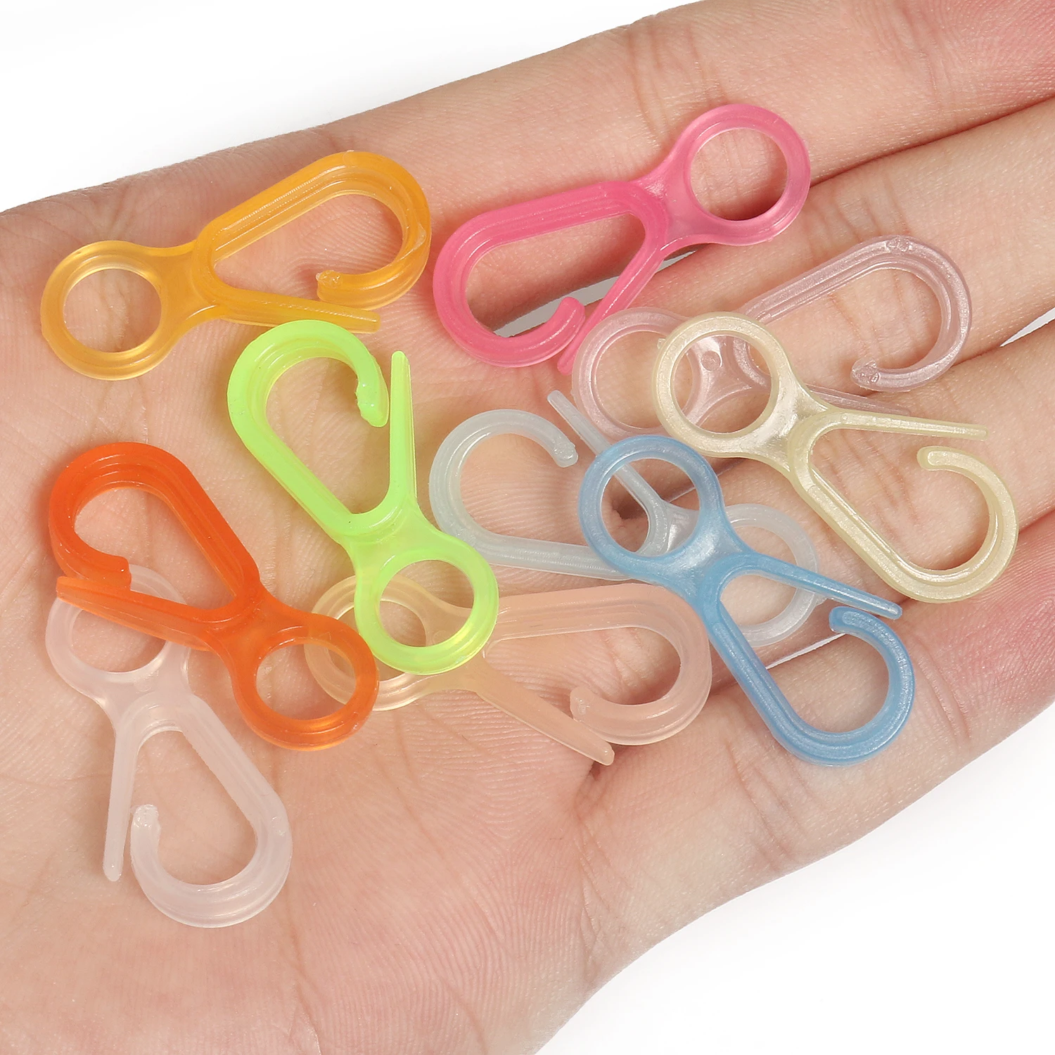 

50pcs 32.5x14mm Candy Colors Plastic Lobster Clasps Hooks Key Chain Sweet Key Rings for DIY Keychain Jewelry Making Accessories
