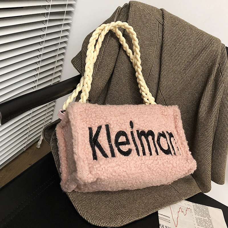 

Lambs Wool Small Square Bag 2020 Winter Trendy Letter Shoulder Bag Trend Handbag Luxury Plush Crossbody Bags For Women Bolsa