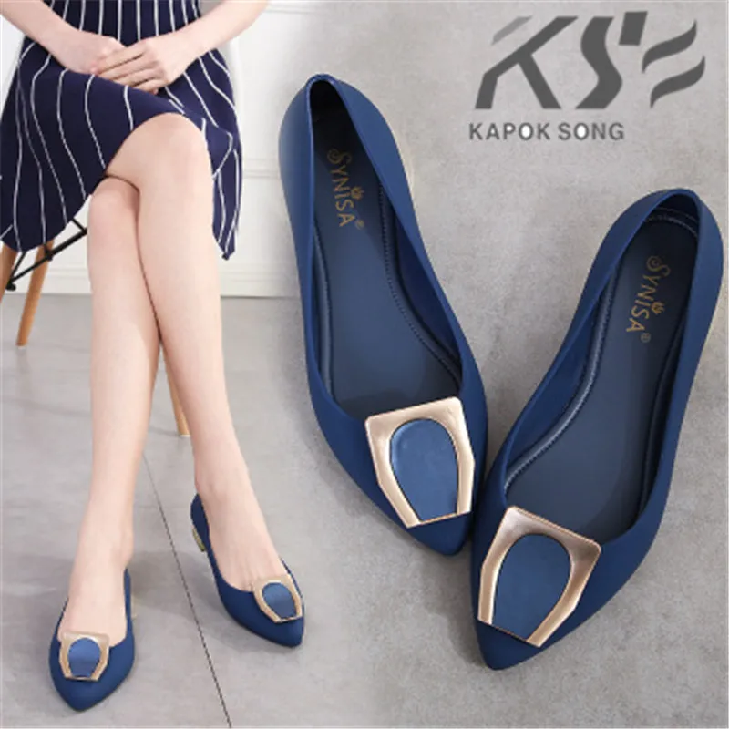 

2020 women flats rubber jelly shoes women candy summer luxury designer famous brand model flat slip on shoes female beach shoes
