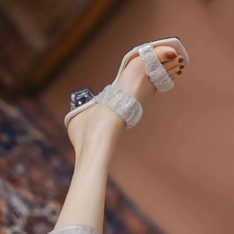 

Women Slippers Summer Modern Slipper Square Transparent Heels Strap Outside Middle Heel Sandals Ladies Big Size 43 Slipper Shoes