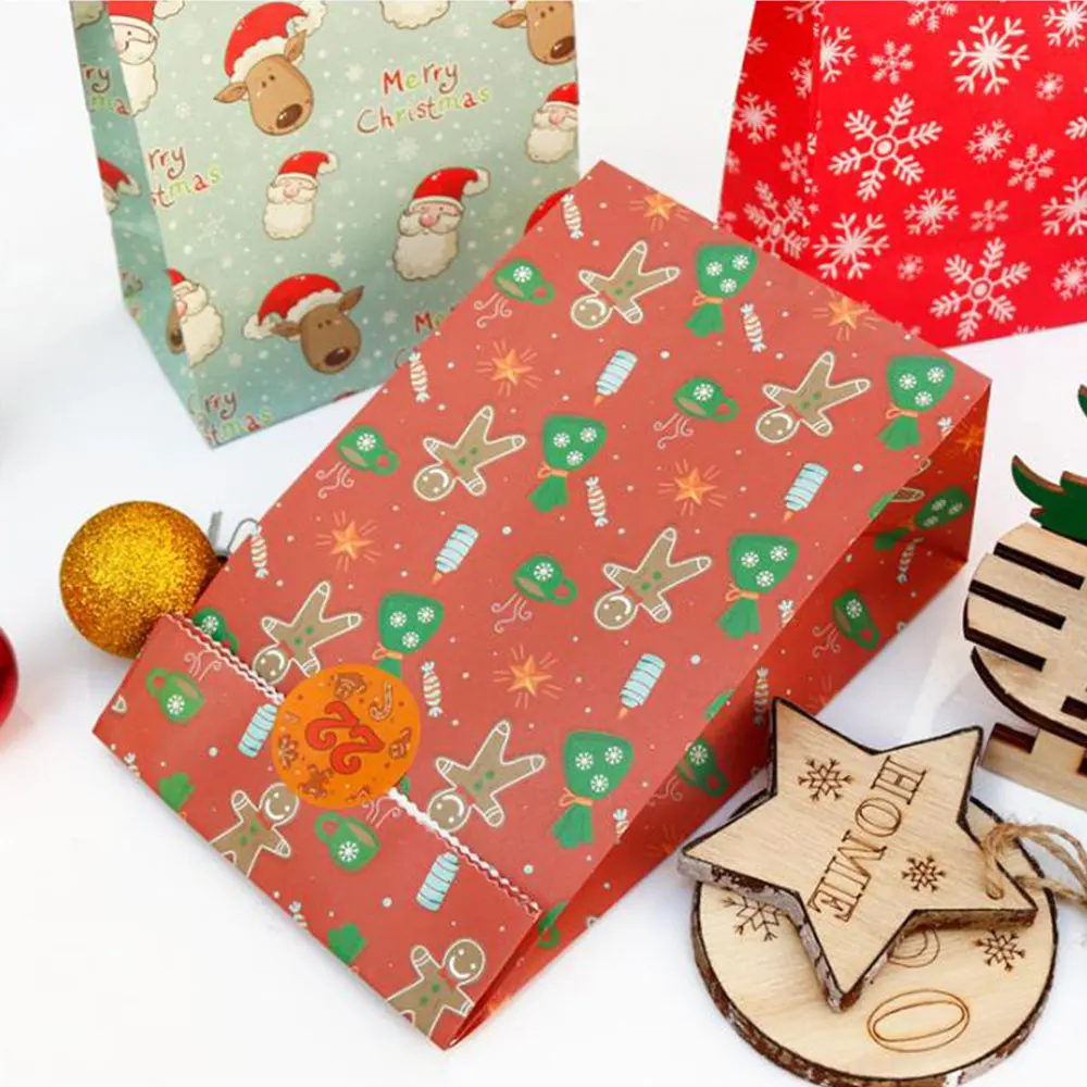 

24pcs/set Christmas Kraft Paper GiftGift Bag Kawaii Santa Claus Elk Candy Chocolate CookiesCookies Bag Merry Christmas Decor