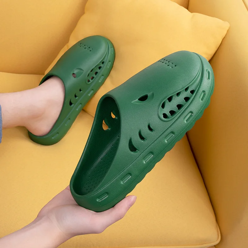 

Cute Creative Shark Slippers Couple Beach Animal Sandals Baotou Slippers Female Leisure Sports Men's Shoes Summer 2021