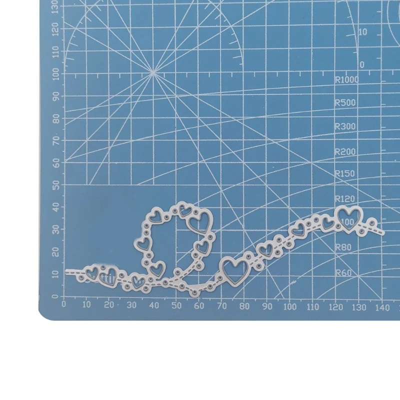 

P15D Elegant Heart Lace Shape Carbon Steel Cutting Dies DIY Scrapbooking Photo Album Embossing Paper Cards Making Stencil