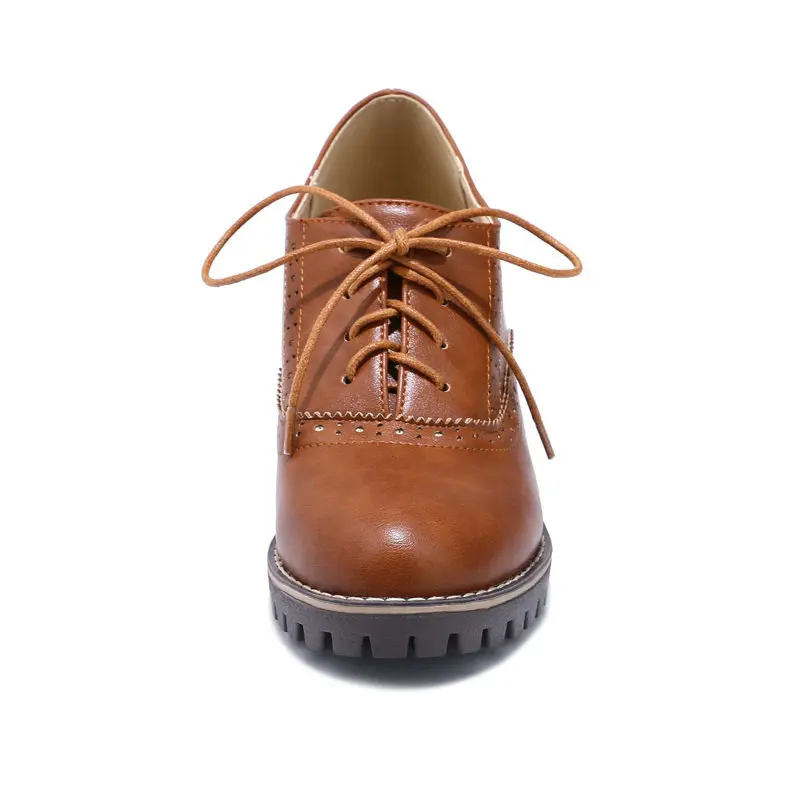 Женские туфли лодочки на шнуровке ESVEVA черные повседневные платформе 2 см с