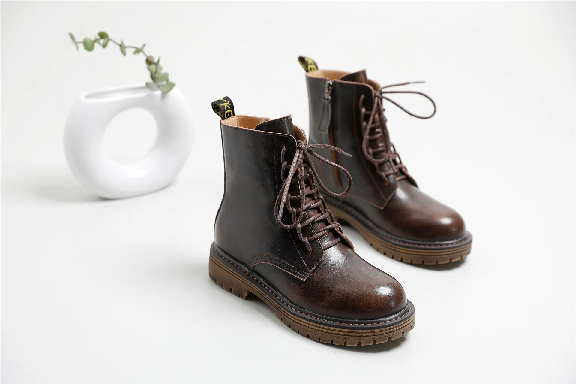 

sales personality trend ins cool Street boots 2020 new British style