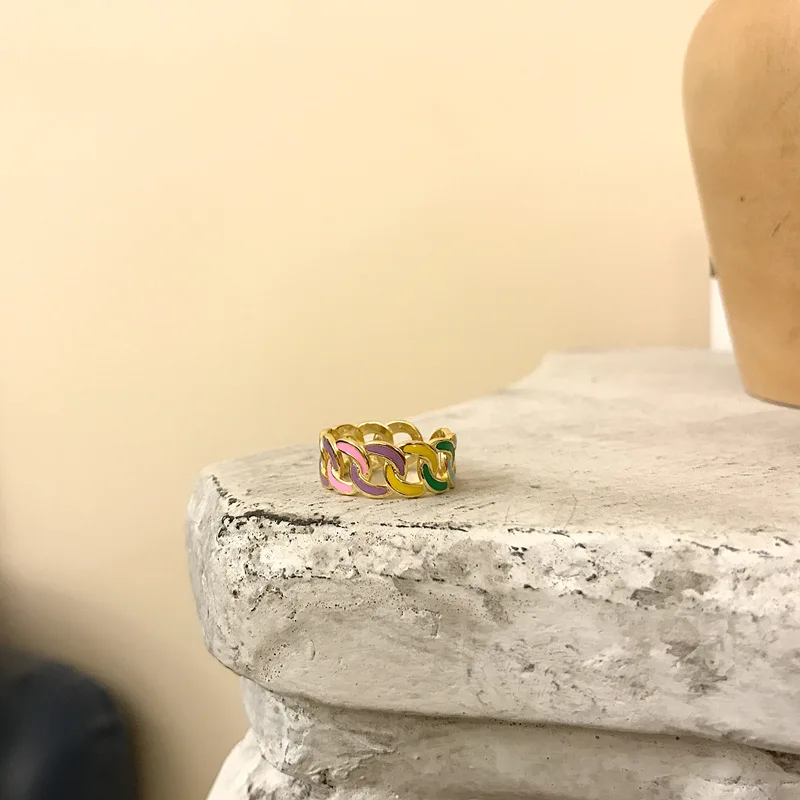 

Кольцо из серебра 925 пробы с золотистыми каплями