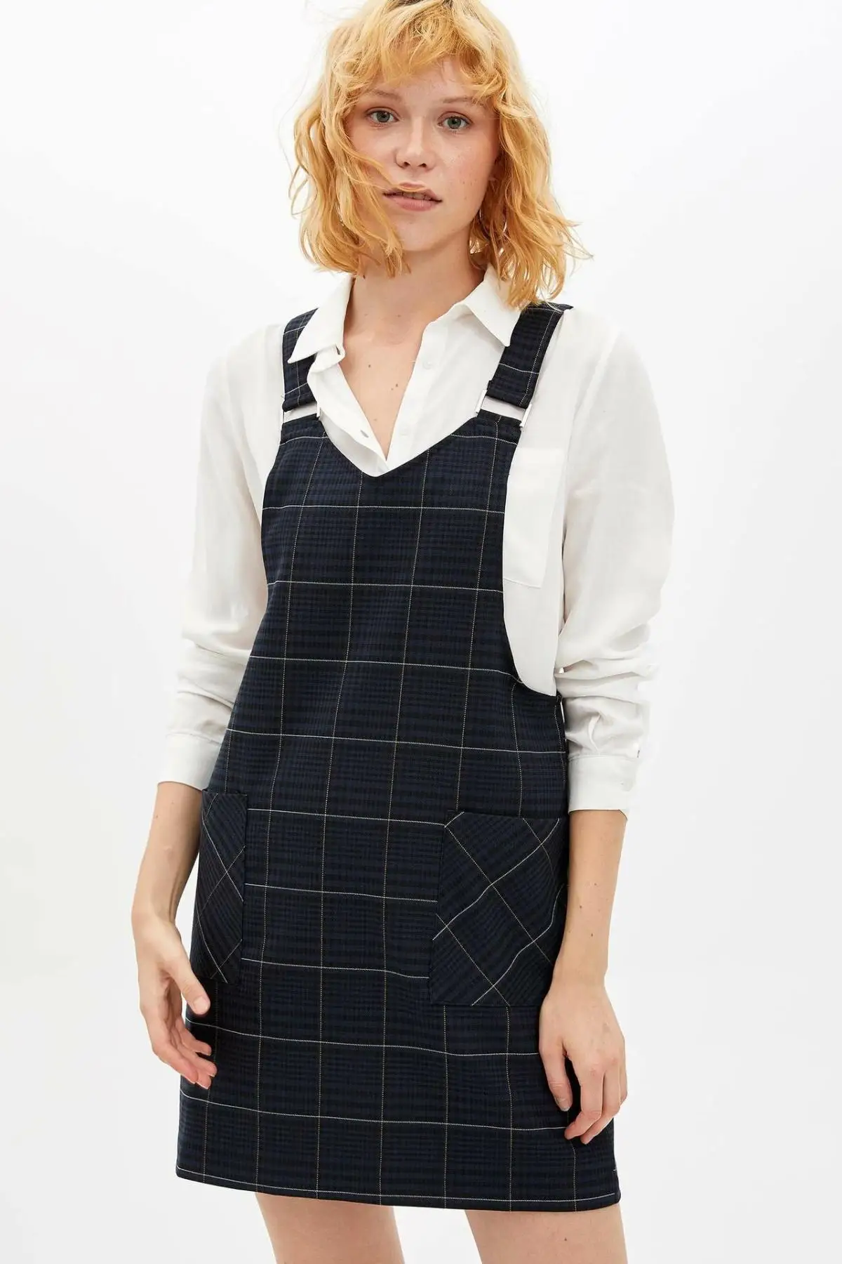 Дефакто женское Тканое клетчатое платье на бретелях женские Короткие