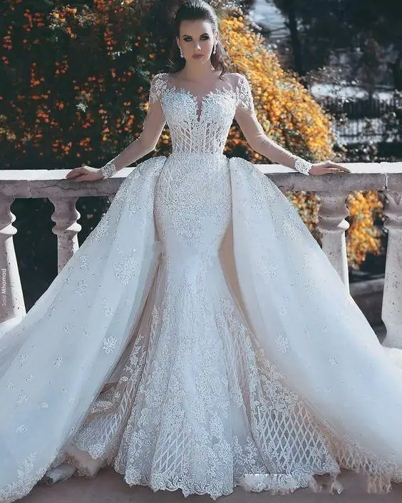 

Real Photo Illsion Long Sleeves Bridal Gowns with Detachable Train Sweep Train Lace Appliques Wedding Dresses with Beads