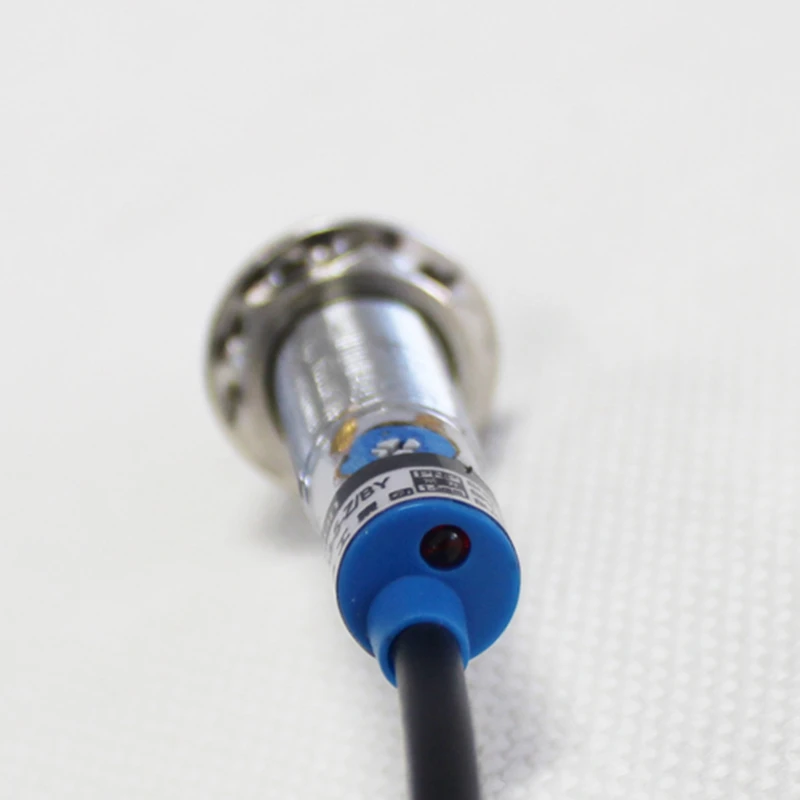 Емкостный датчик приближения Переключатель Φ/BX/AX/BY/AY M12 мм расстояние 10 LJC12A3-5-Z 3