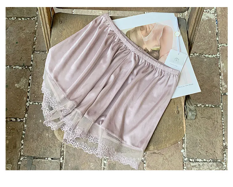 

safety shorts Spring and summer glass fiber three-point lace safety pants ladies anti-glare imitation silk bottoming shorts