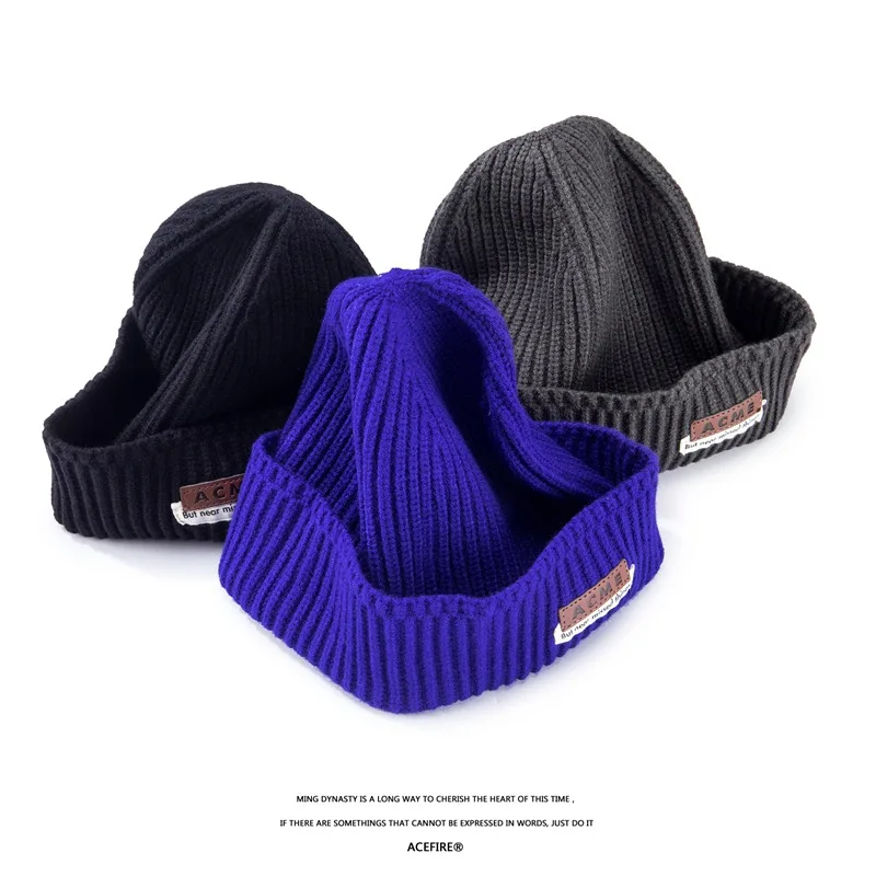 

brand of new fund of 2020 autumn winters ADER small leather lOGO cotton knitting hat for men and women with the letter