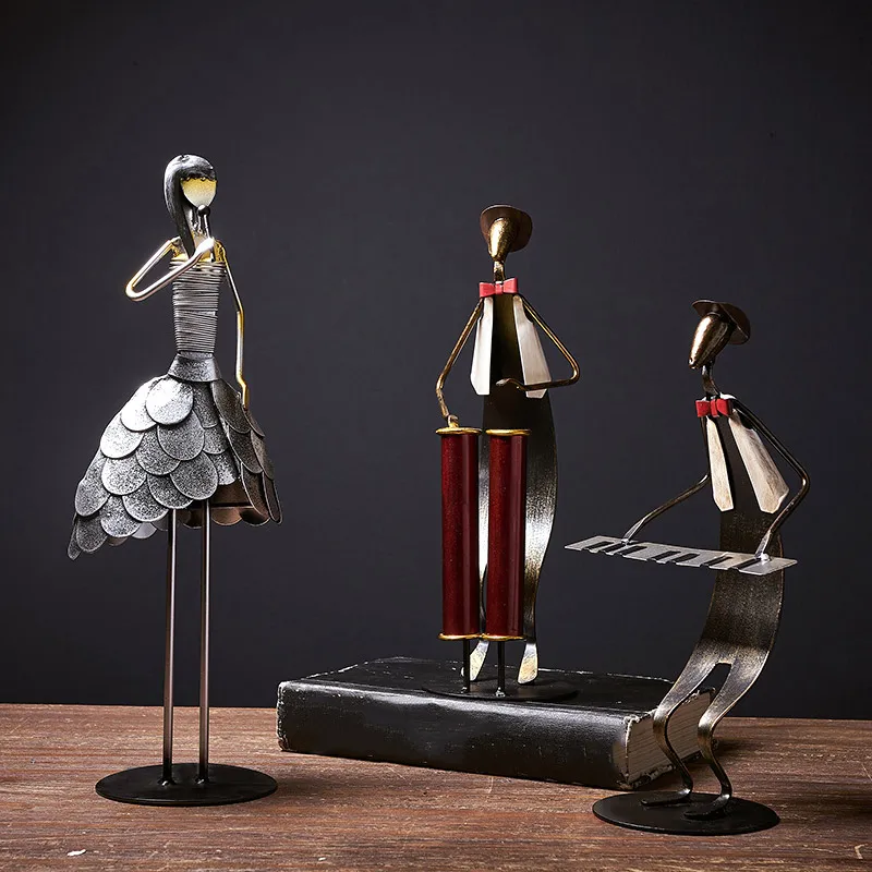 

Creative Iron Art Retro Character Sculpture Home Decoration Entrance Wine Cabinet TV Cabinet Desktop Decoration Crafts Gifts