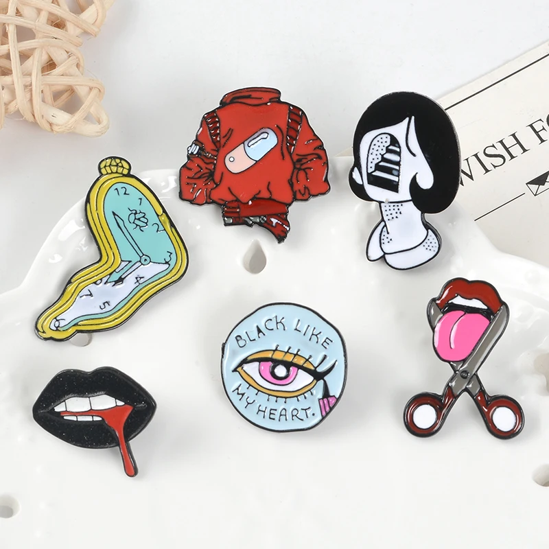 

Pill Eyeliner Tongue Lips Enamel Pins Twisted Clock Girl Brooches Denim Shirt Badge for Bag Lapel Punk Cool Jewelry Gift Friends