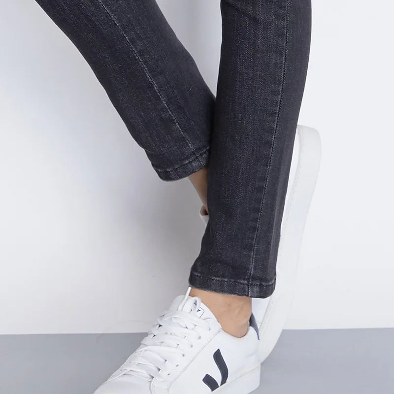 Женские узкие джинсы стрейч LEIJIJEANS черные классические с высокой талией весна