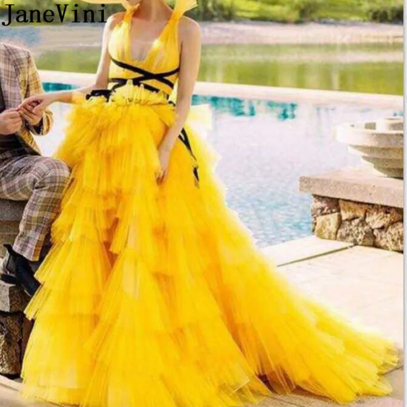 

JaneVini Chic Yellow Prom Dresses 2020 Tiered Ruffles Tulle Women V Neck Fluffy Long Evening Dress Plus Size Lace-Up Gala Gown