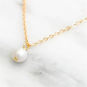 

Natural Baroque Shaped Pearl Necklace Female Retro Simple Korean Version of The East Gate Pendant Neck Chain 10302404611C