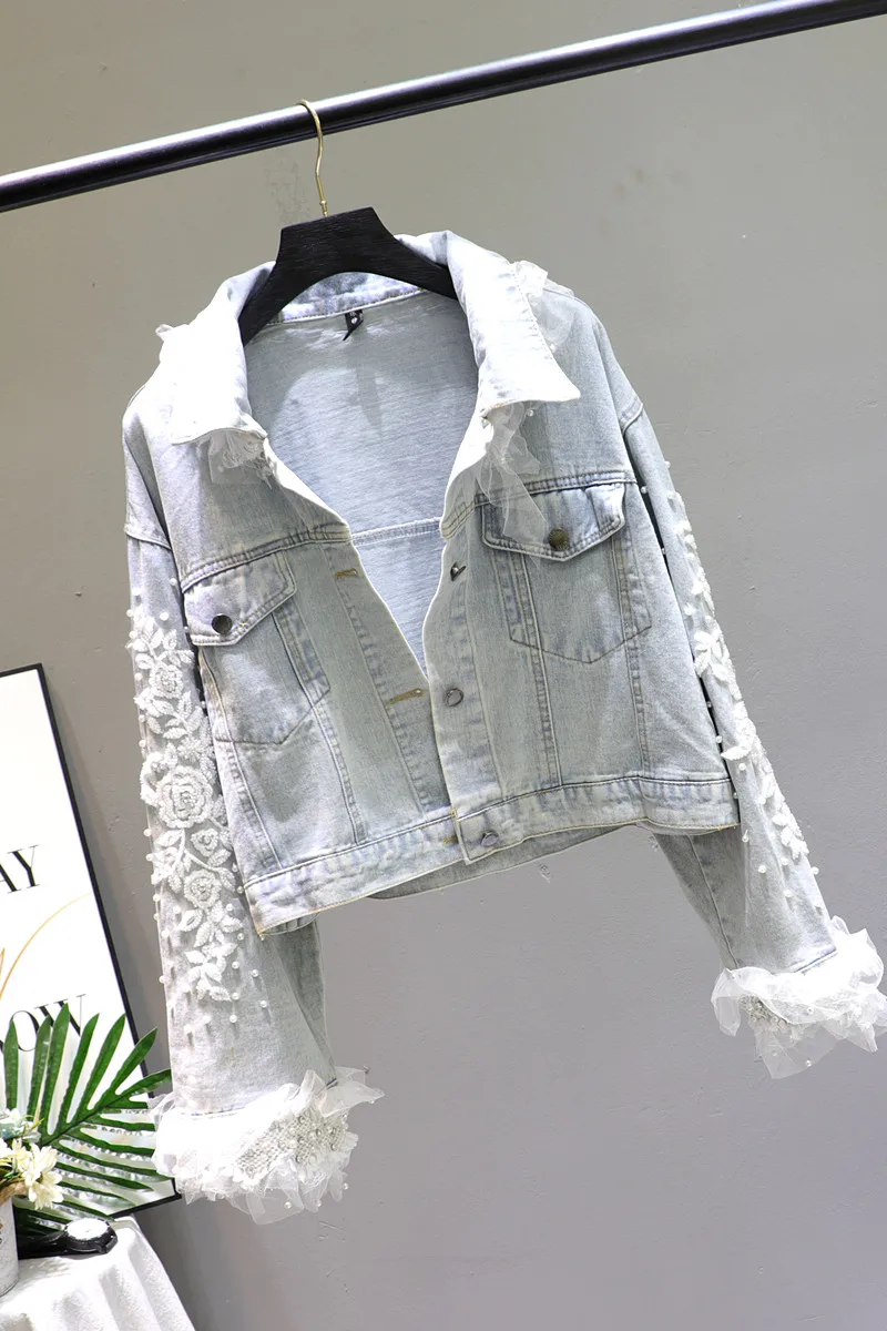

Light Blue Denim Coat Women Spring Autumn 2019 New Fashion Lace Stitching Flower Embroidery Loose Short Denim Jacket Girls Lady