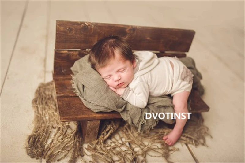 

Dvotinst Newborn Baby Photography Props White Wood Posing Mini Bed Retro Cribs Fotografia Accessories Studio Shoots Photo Props