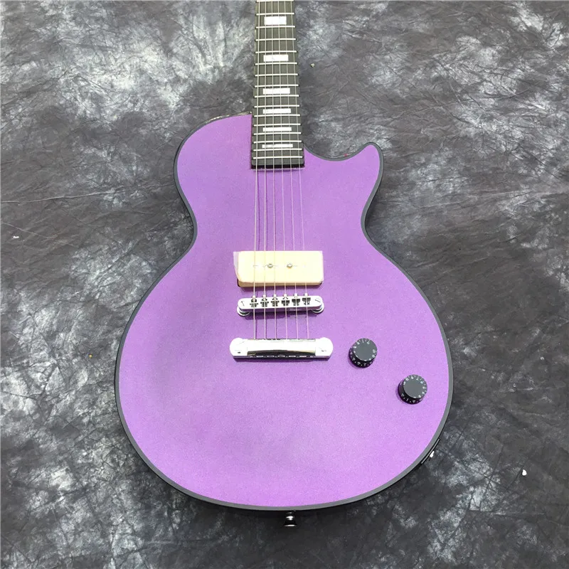 

High quality purple electric guitar P90 pickup. Rosewood fingerboard, high-quality guitar .